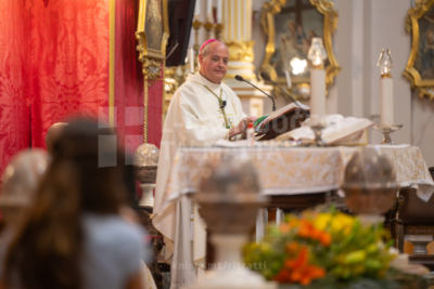 L‑Isqof Awżiljarju jiċċelebra quddiesa f’għeluq is-sitt sena mill‑ordinazzjoni episkopali tiegħu, fil‑Knisja Parrokkjali tal‑Lunzjata f’Ħal Balzan &#8211; 04/08/24